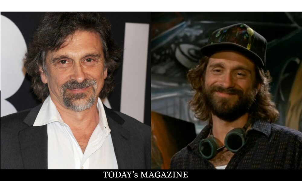 Dennis Boutsikaris