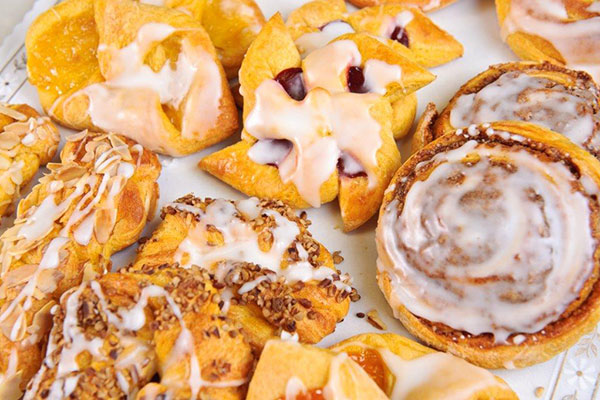 Roland's Swiss Pastry & Bakery