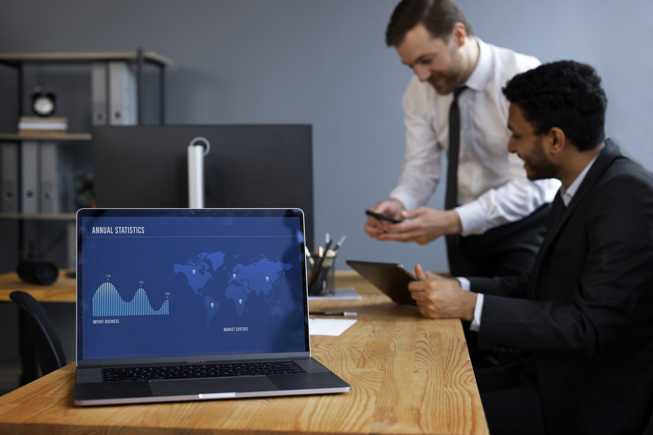The Ultimate Buyer's Guide to Communication Platform as a Service for Mid-Market US Companies