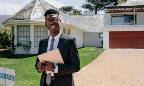 Real Estate Agent