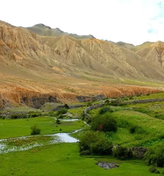 Upper Mustang trekking
