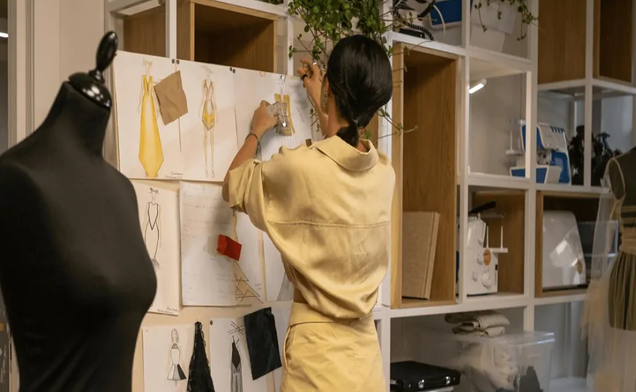 One-year vocational fashion design program focusing on pattern drafting, draping, and garment construction skills