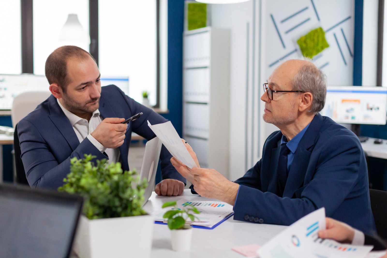 Understanding Fixed Annuities vs CDS: Which Option Is Best for You?