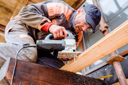 Get Smoother Wood Surfaces With the Right Power Belt Sander